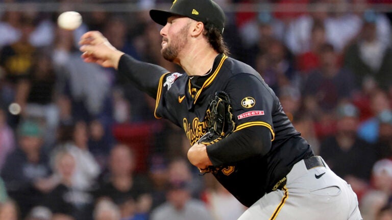 Red Sox’ Payton Tolle strong in MLB debut, but lose to Pirates 4-2
