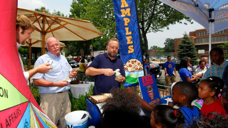 Jerry quits Ben & Jerry’s, saying its independence on social issues has been stifled