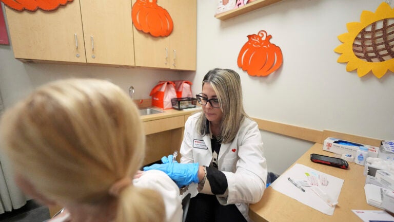 How to get a COVID-19 shot and ensure it’s covered by your insurance