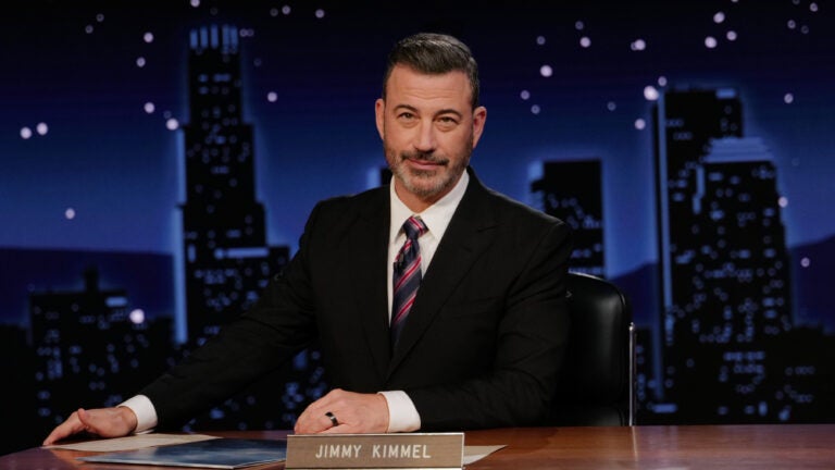 Sinclair brings Jimmy Kimmel’s show back to its ABC-affiliated stations