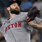 Red Sox beat AL-leading Blue Jays 4-1