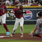 Cora gets 600th win with Red Sox after 7-4 victory