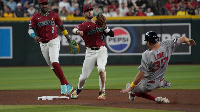 Cora gets 600th win with Red Sox after 7-4 victory