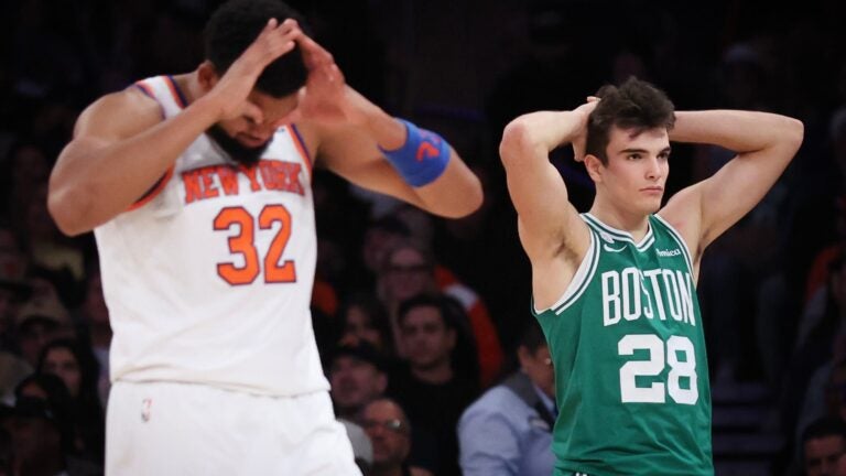 Celtics rookie Hugo Gonzalez makes NBA debut vs. Knicks