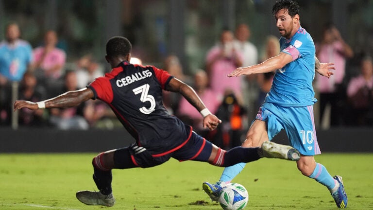 Lionel Messi helps Miami cruise past Revolution