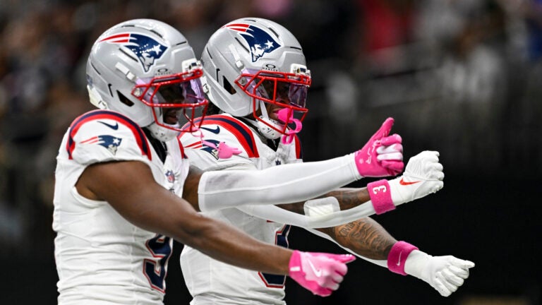 Who stood out, struggled in win over Saints