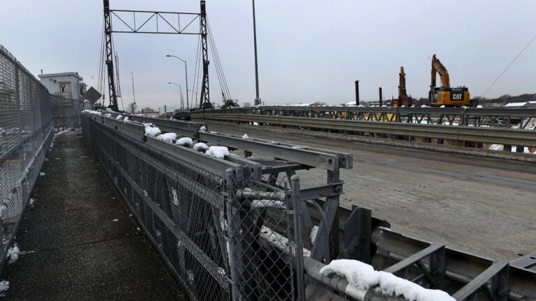 Closed Saugus bridge has reopened after emergency repairs