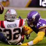 Why font on nameplate of TreVeyon Henderson’s jersey looks small