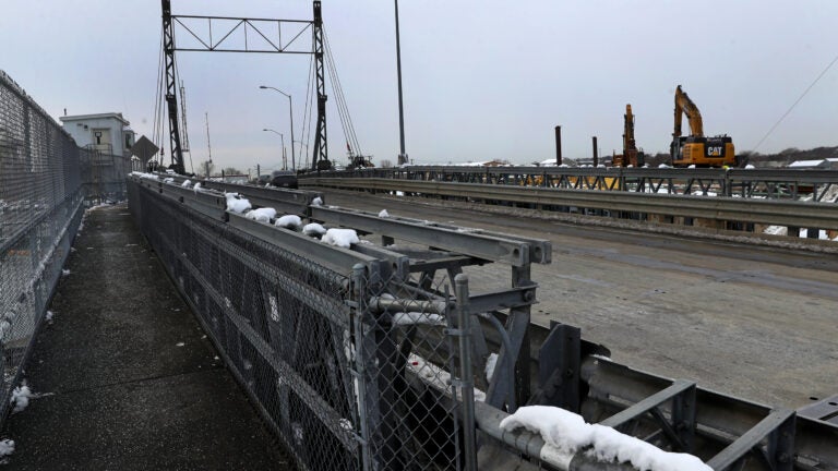 North Shore bridge closed indefinitely after inspection