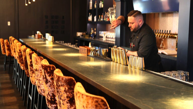 Boston’s hottest ticket? A bar seat for a lecture from a professor.
