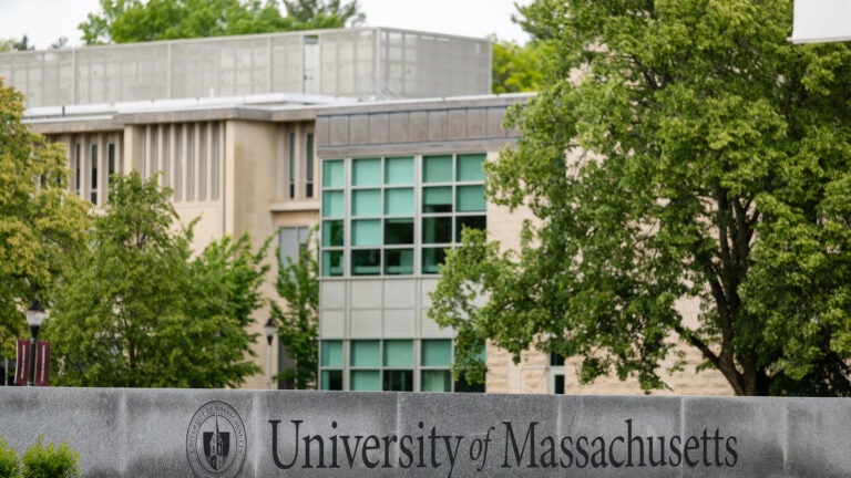 More Massachusetts residents say their finances are in poor shape, UMass poll finds