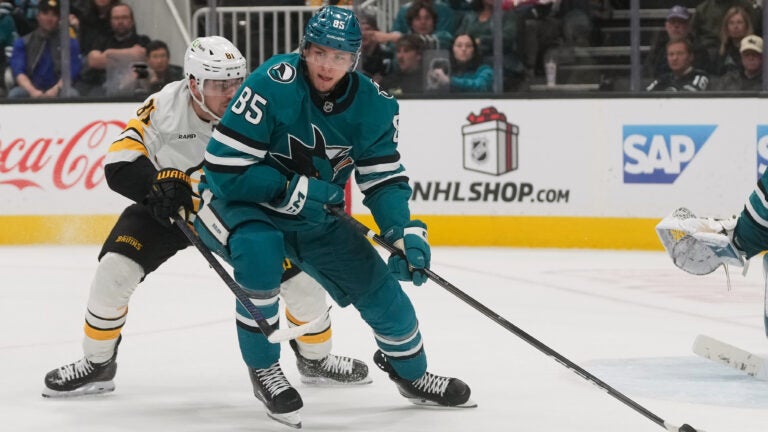 Celebrini notches 14th goal, Sharks beat Bruins 3-1