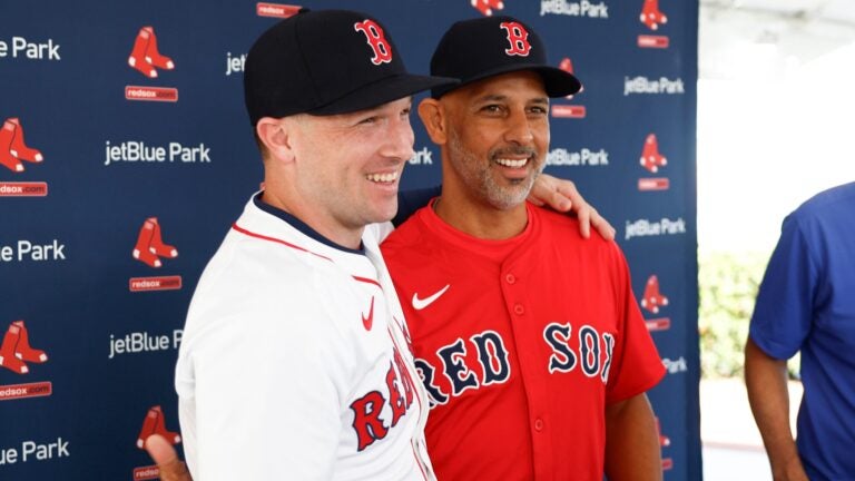 Cora shares he’s remained in contact with Bregman amid star’s free agency