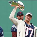 Rob Gronkowski will sign one-day contract to retire with Patriots