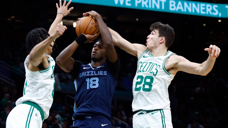 Joe Mazzulla not worried about Hugo Gonzalez’s slow start in NBA