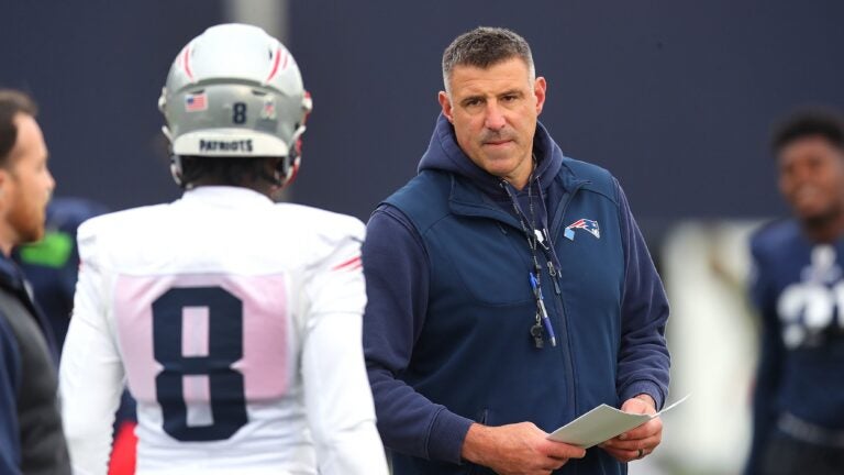 How Mike Vrabel, Pats’ players reacted to quiet trade deadline